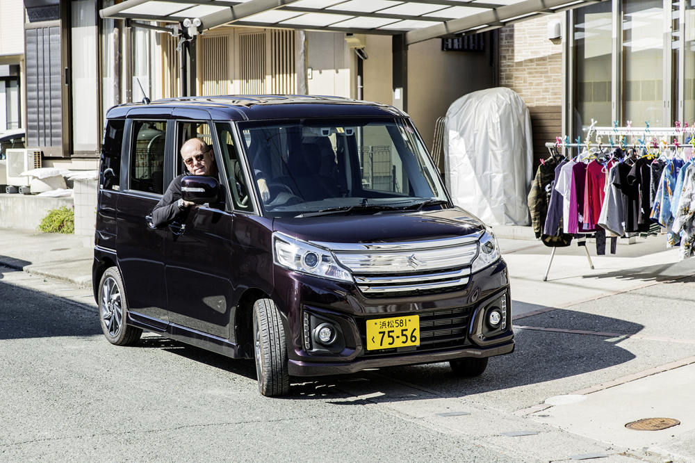 Diese Kei-Cars sind in Japan populär: Suzuki Spacia und Mitsubishi eK Wagon.