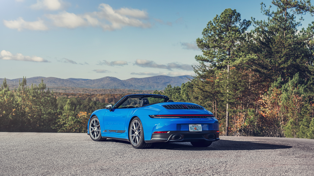 Porsche 911 Carrera T Cabriolet posteriore