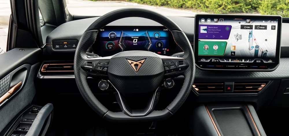 Der Born-Fahrer kann die Informationen jetzt auf einem doppelt so grossen Display ablesen.