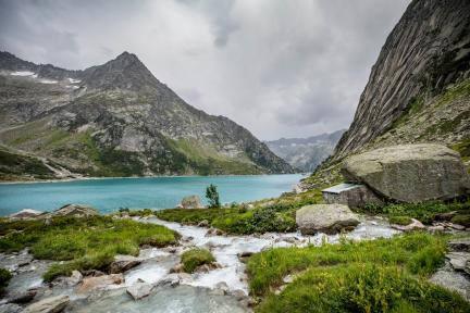 Un’escursione intorno all’idilliaco Gelmersee, un’esperienza da sogno