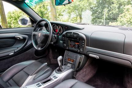 Mehr Platz im Interieur des 996