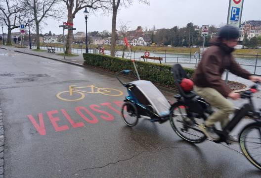 ACS beider Basel lehnt die «Velovortritts-Initiative» und  den Gegenvorschlag ab. 