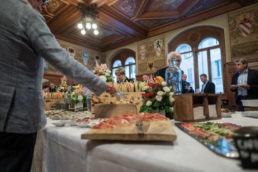 La Sezione Ticino dell’Automobile Club Svizzero (ACS) ha celebrato il proprio centenario a Bellinzona, laddove è nata.