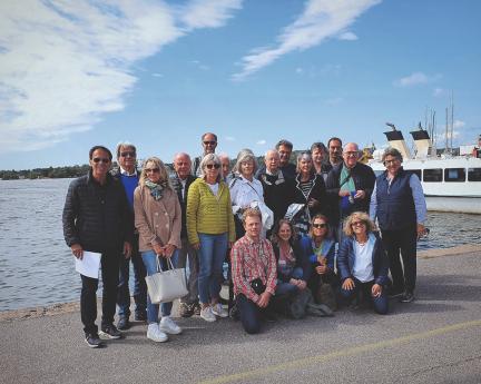À Vaxholm, en attente du bateau pour Stockholm : le dynamique groupe ACS