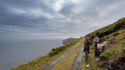 In bicicletta verso Dursy Island.