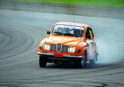 Plein gaz : Saab 96 V4 Rallye avec plus de 140 CV