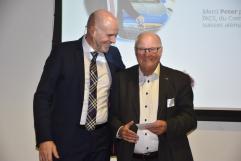 Thomas Hurter verabschiedet Direktionskomitee-Mitglied Peter Hirn