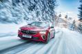 Sur la neige et le verglas, les pneus d’hiver offrent une bien meilleure adhérence que les pneus toutes saisons