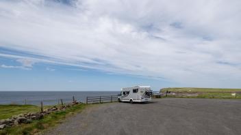 Piazzola per il pernottamento a Downpatrick Head